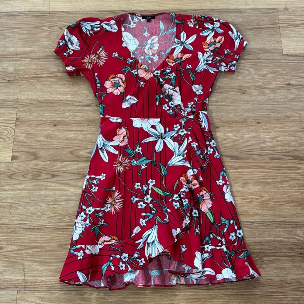 ELA Red Floral Women's Wrap Ruffle Puff Sleeve Dress Size 6